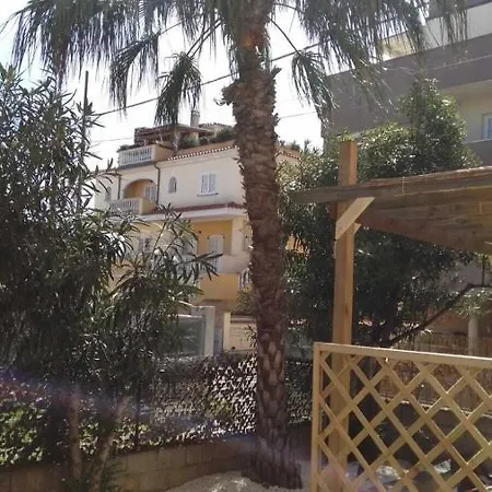 Corallo With Private Garden Nyaraló Olbia