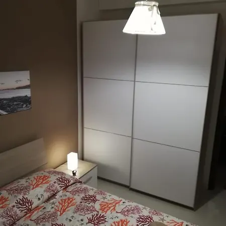 Corallo With Private Garden Nyaraló