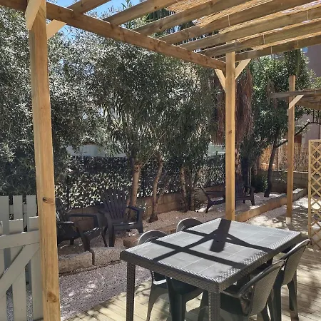 Corallo With Private Garden * 奧爾比亞