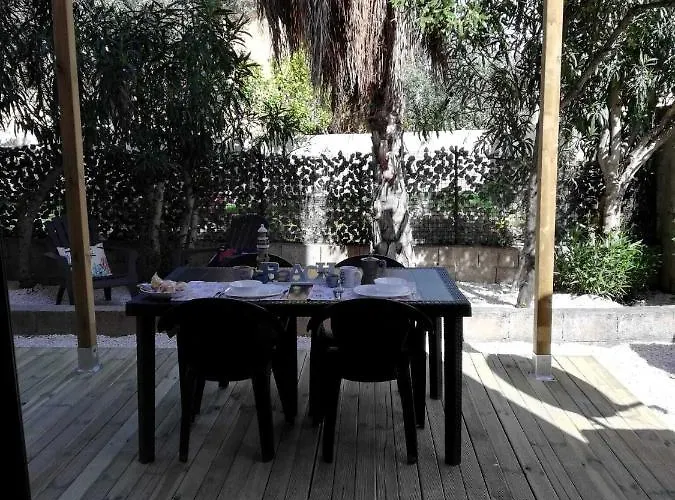 Corallo With Private Garden Nyaraló Olbia